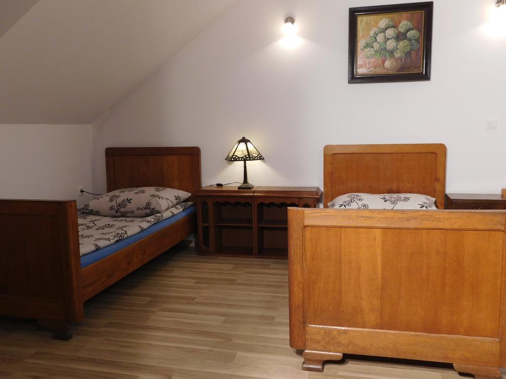 Agroturystyka Pod Czarna Sosna Bialy Lug Luaran gambar